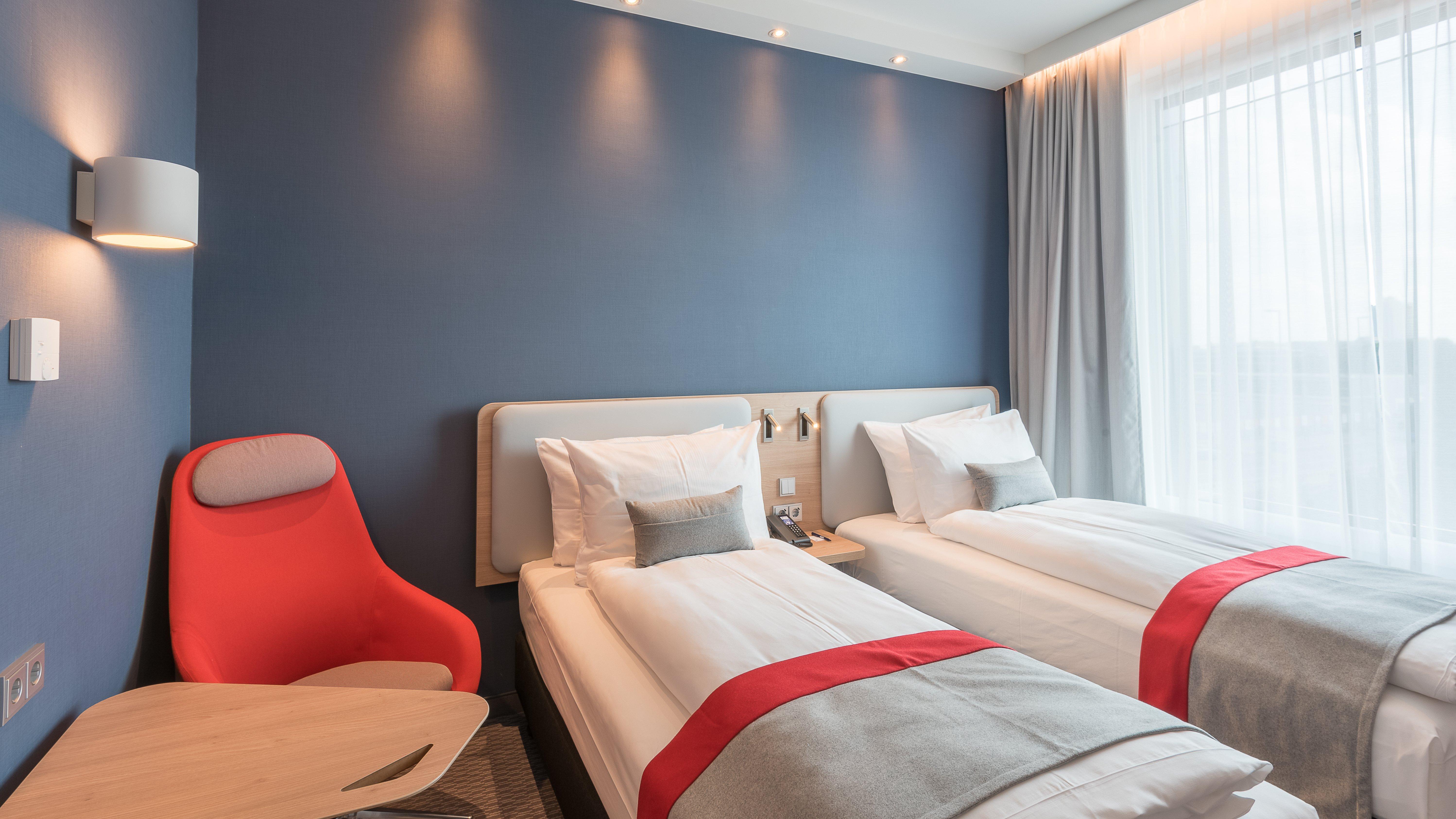 Hotel Express West 3*