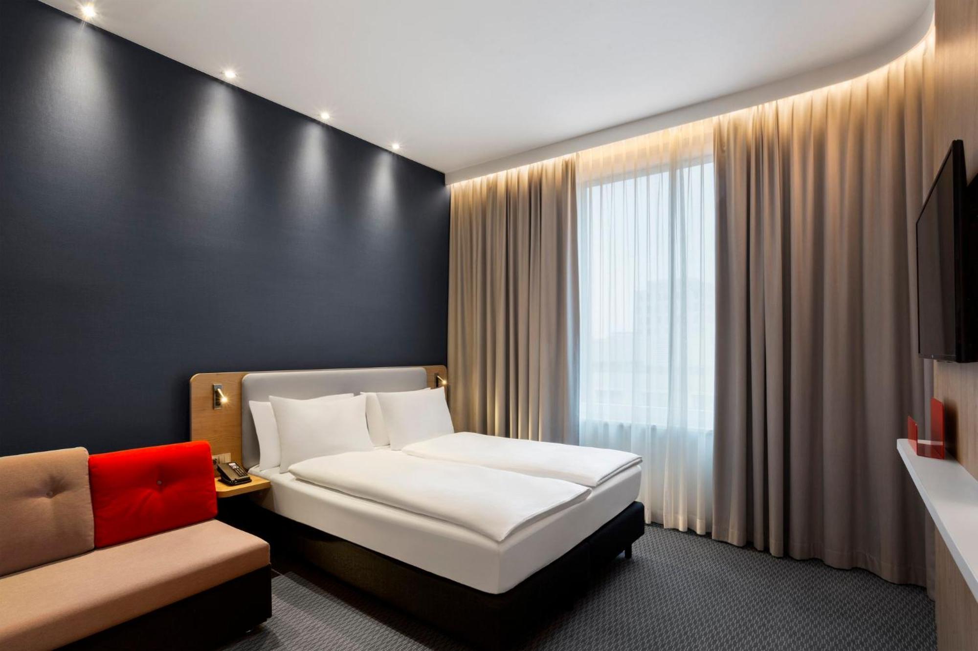 Express West 3* München