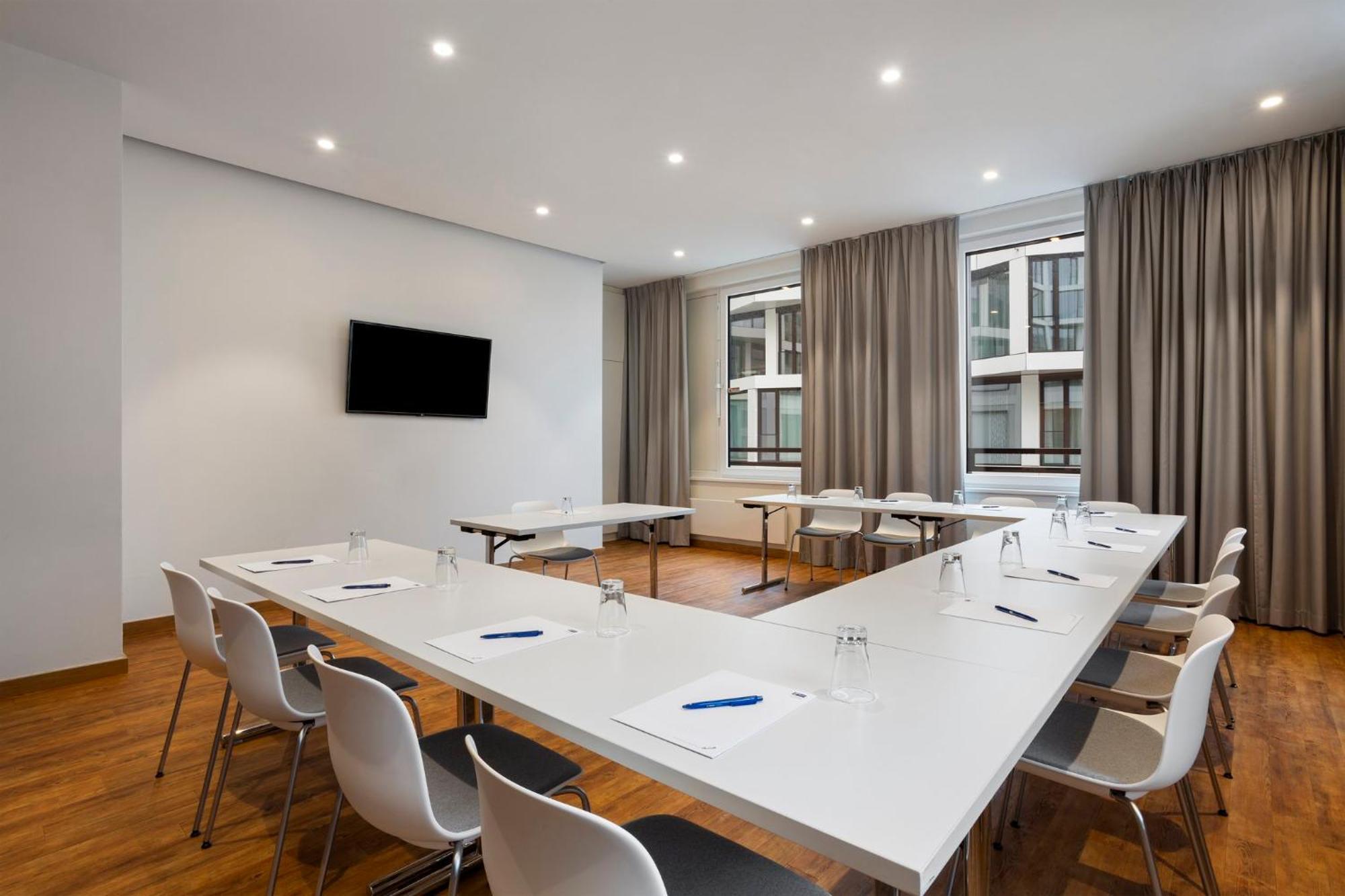 Hotel Express West By Ihg Monachium