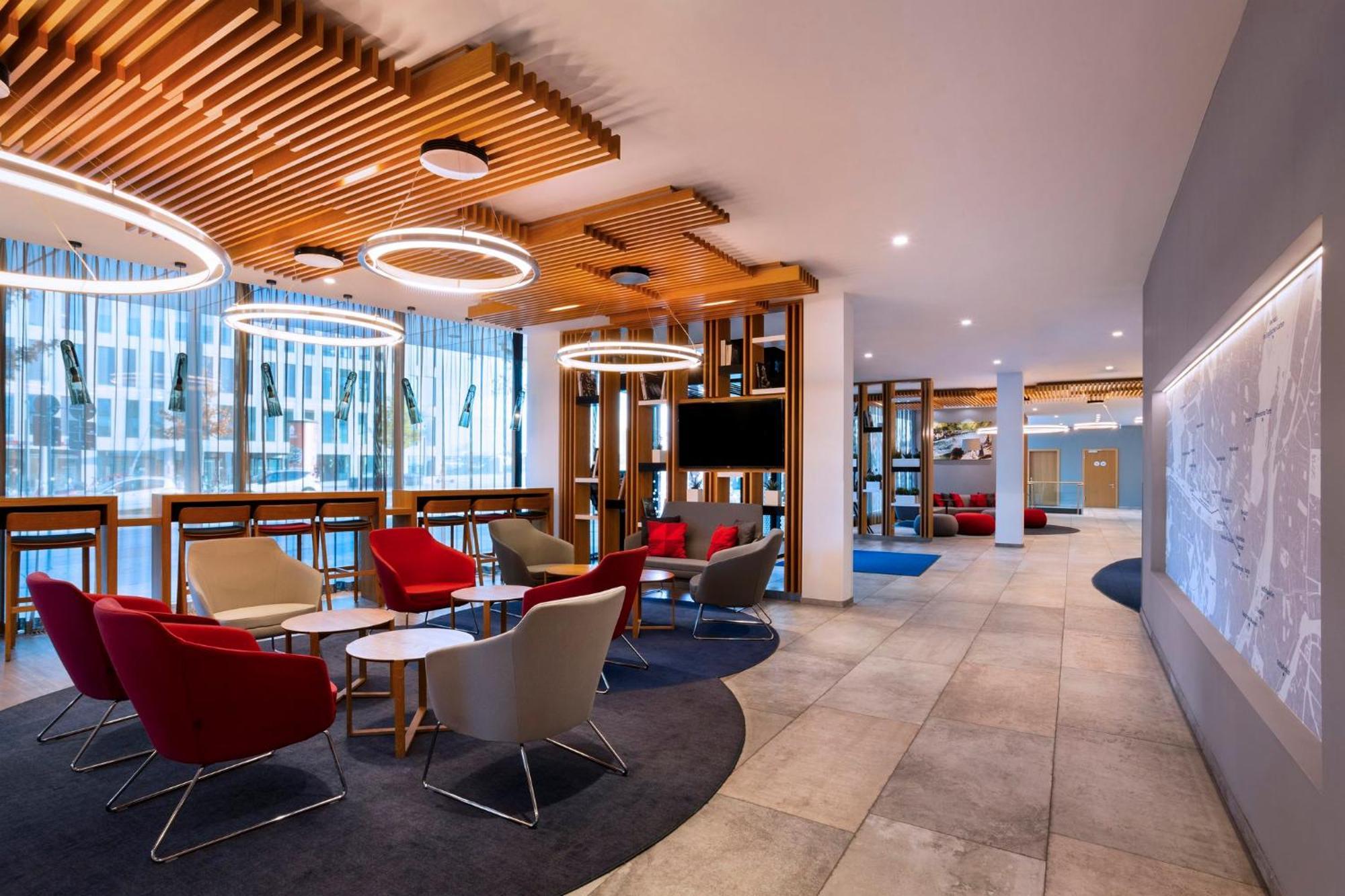 Express West By Ihg Hotel Monachium