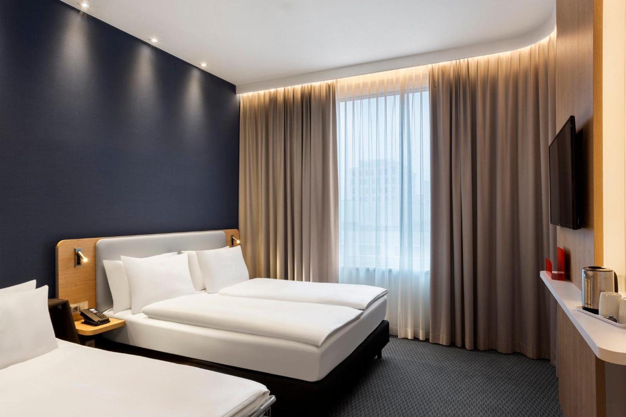 Express West By Ihg 3* Monachium